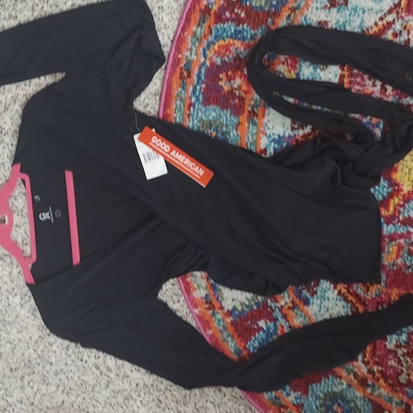Good American Cross Fit L/S Top Wrap Performance Black Top Sz 2 (M) Nwts - Picture 1 of 12